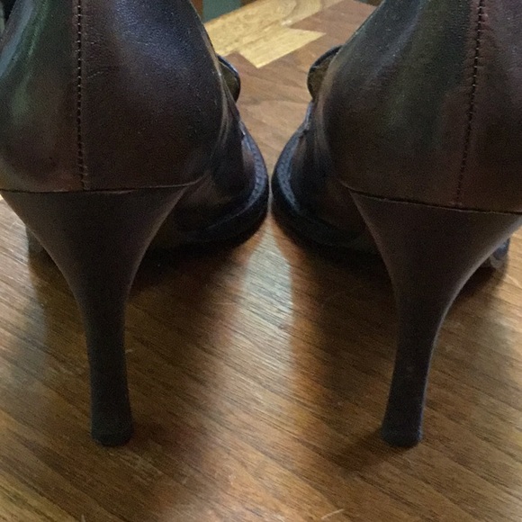 Leather BCBG heels - Picture 2 of 4